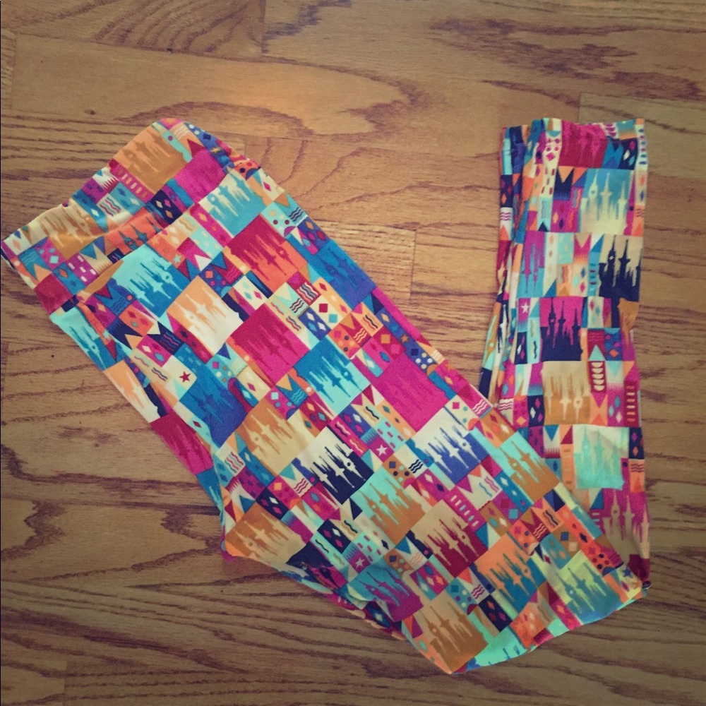 Lularoe Disney OS Castle Leggings new